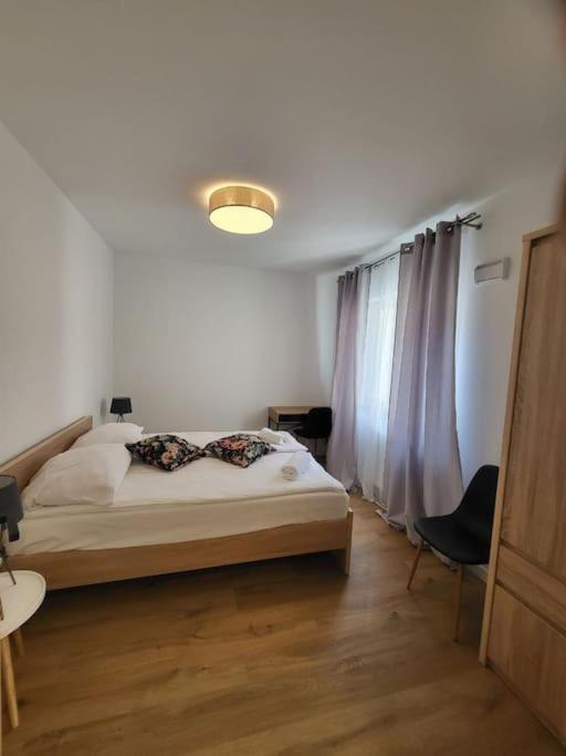 Апартаменти Duzy Apartament W Centrum - 3 Pokoje - Garaz Вроцлав Екстер'єр фото